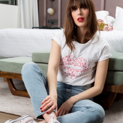 T-Shirt Blanc Geo Lips Rouge FEMME Faubourg54