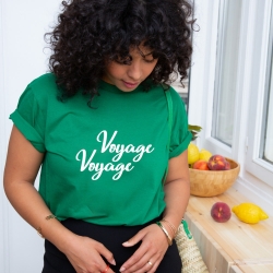 Green T-Shirt Voyage Voyage by LesFutiles