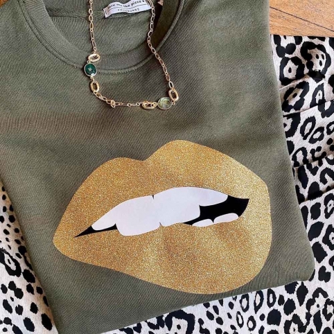 Sweat Kaki Bouche Martina Gold