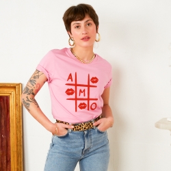 Pink T-shirt Amorpion by TrendyEmma