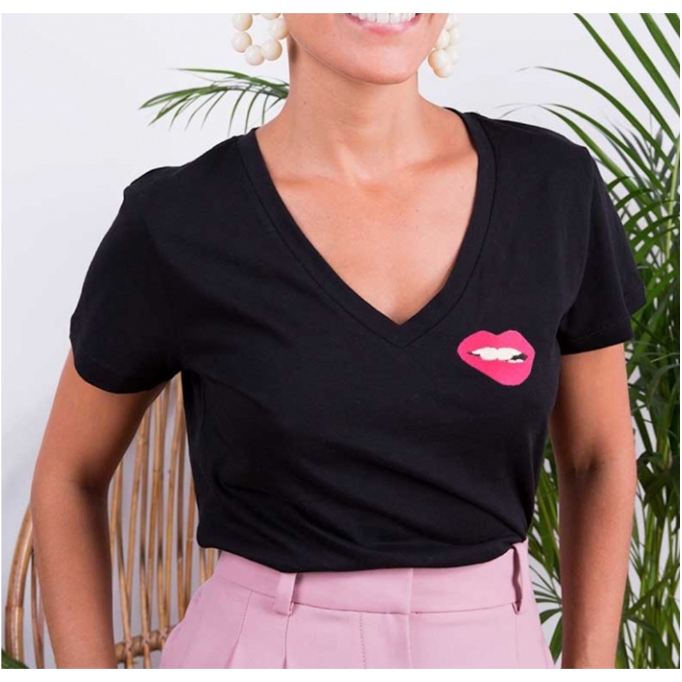 Black v neck T-shirt Pink Martina