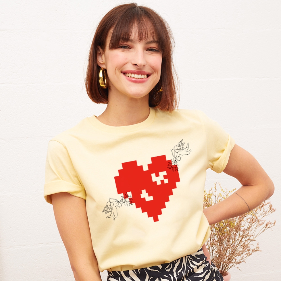 T-Shirt Jaune Coeur Cupidon Pixel