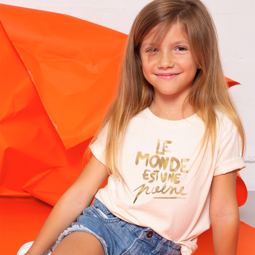 T-Shirt Le Monde Est Une Poésie Enfant