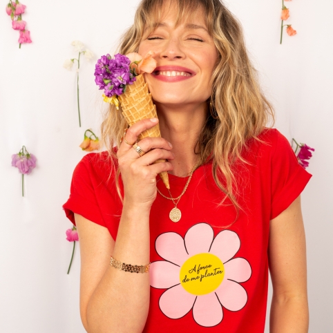 T-shirt Rouge À Force De Me Planter collection FLEURILEGE