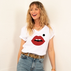 T-shirt Blanc Col V Bouche Cindy Big FEMME Faubourg54 T-shirt Blanc Col V Bouche Cindy Big FEMME Faubourg54