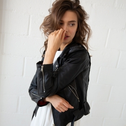 Perfecto en cuir zippé