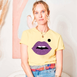 T-shirt Jaune Bouche Glitter Violet