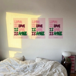 Affiche LOVE IS AMORE