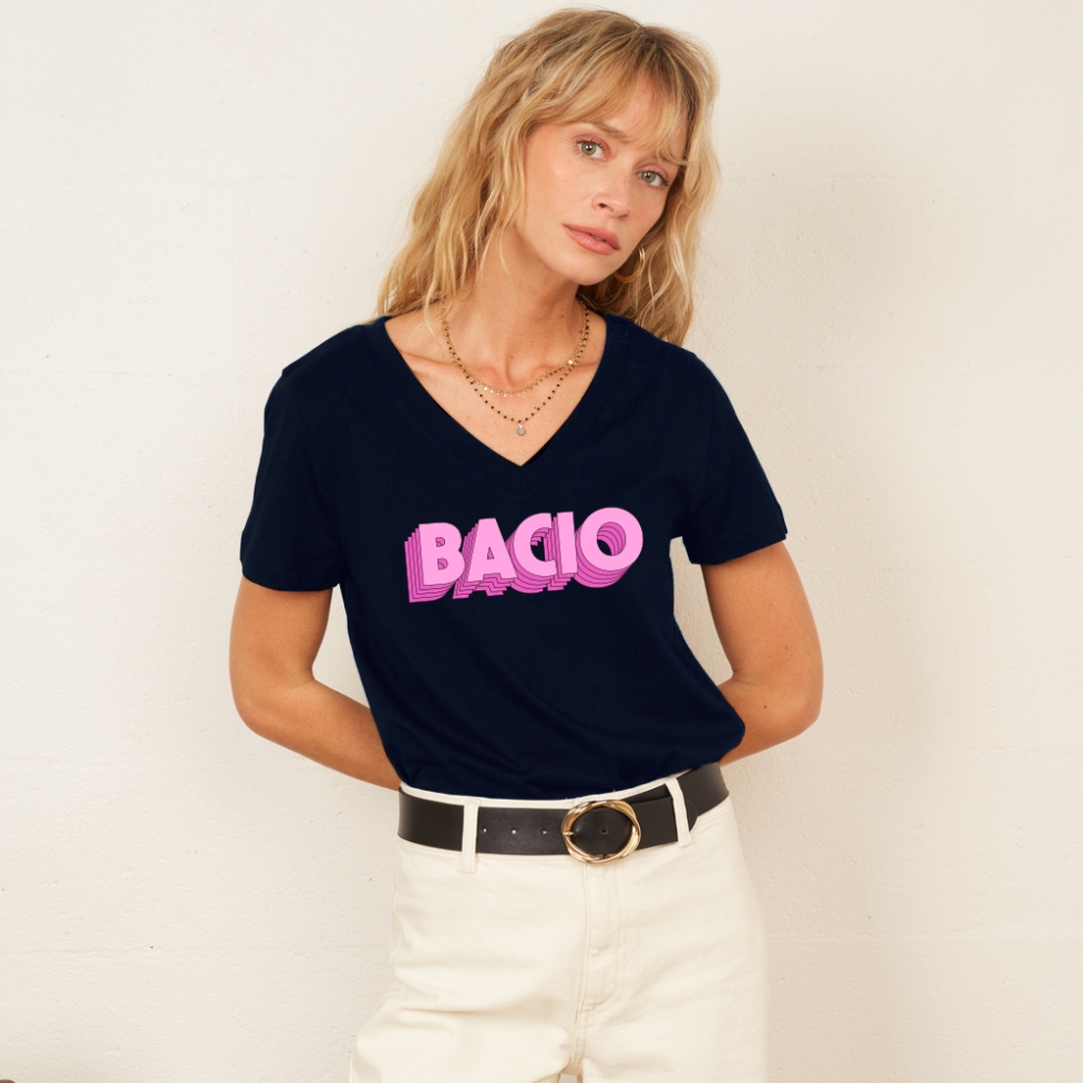 t-shirt col v bacio