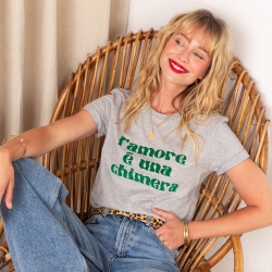 T-shirt Gris L'amore E Una Chimera by TrendyEmma