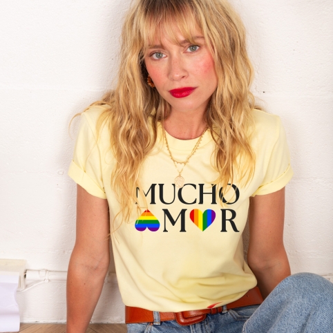 T-shirt Jaune Mucho Amor