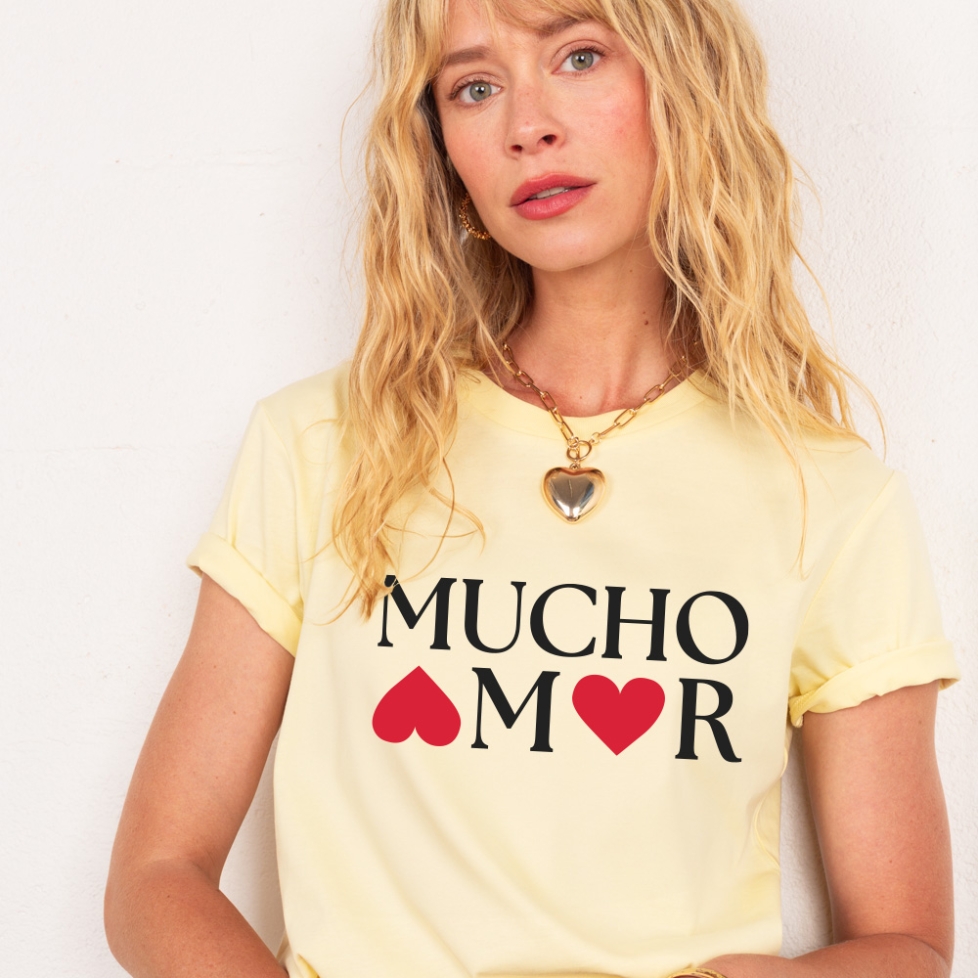 T-shirt Jaune Mucho Amor