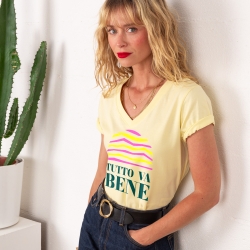T-shirt Col V Tutto Va Bene