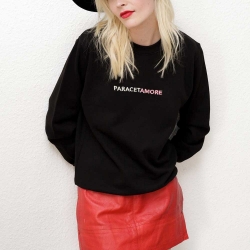 Black Sweatshirt Paracetamore