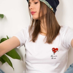 T-shirt Love Is in the Air Blanc